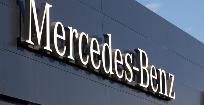 Mercedes-Benz CEO’sundan ABD’ye ret: Genel merkez ABD’ye taşınmayacak