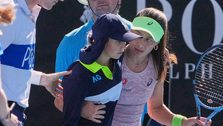 Top toplayıcı çocuğa yardım eden Zeynep Sönmez o anları anlattı: ‘Kim olsa aynı şeyi yapardı’