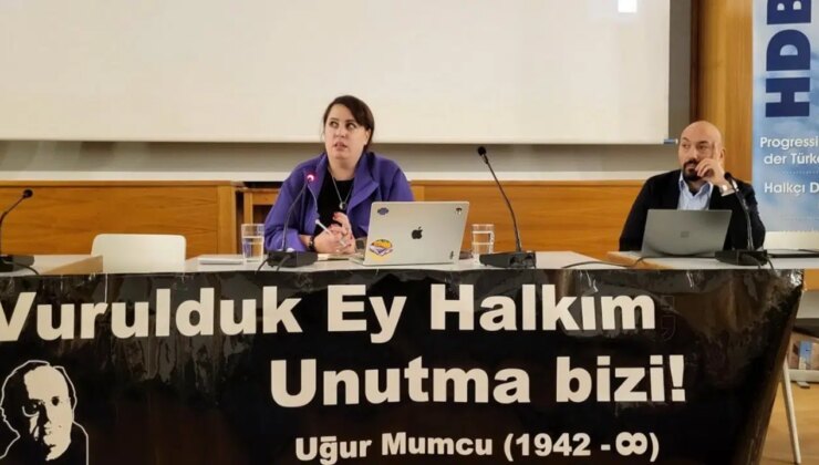 Uğur Mumcu Berlin’de anıldı… Özge Mumcu Aybars: ‘Babamın fikirleri herkesin kalbinde ve belleğinde yaşıyor’