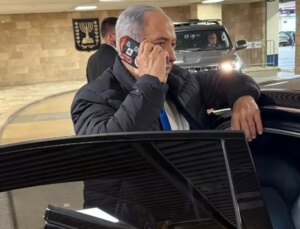 Vay Netanyahu vay! Fotoğrafa bakan herkes aynı detaya takıldı