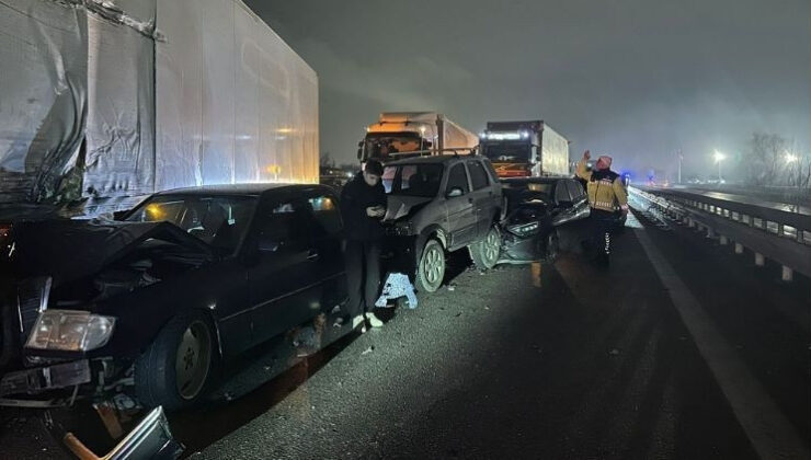 16 aracın karıştığı kazada 6 yaralı