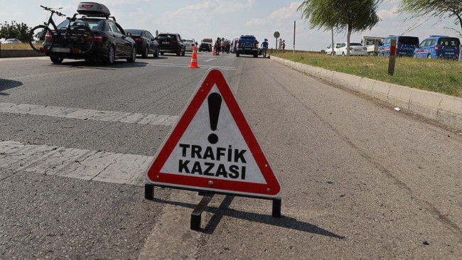 Ağrı’da yolcu otobüsü devrildi: 16 kişi yaralandı