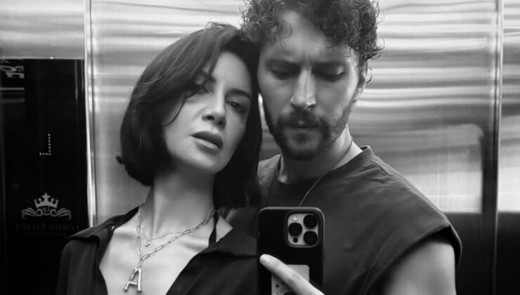 Ahu Yağtu ve Bora Cengiz’den romantik asansör pozu