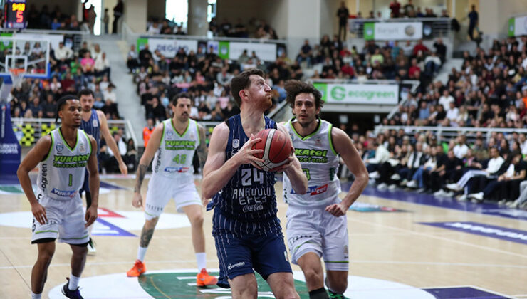 Anadolu Efes Denizli’de kaybetti!