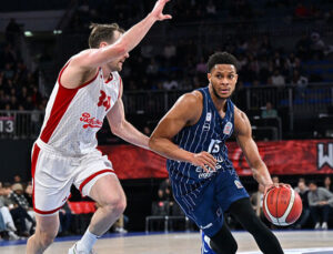 Anadolu Efes, Dörtlü Final’de!