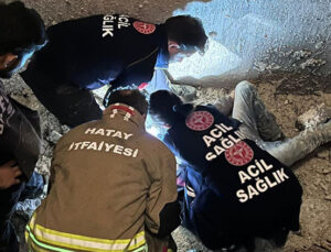 Asansör boşluğuna düşerek yaralanan kişiyi itfaiye kurtardı