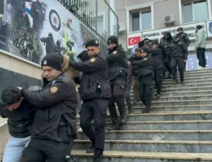 Borsa dolandırıcılığına dev darbe! 40 kişi tutuklandı