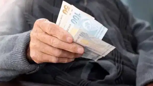 CHP eşitlik ilkesine aykırı bularak AYM’ye taşımıştı: AYM, en düşük emekli aylığının 20 bin liraya çıkarılmasını gündemine aldı