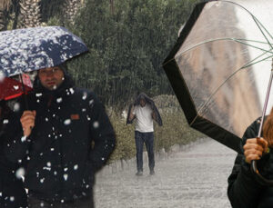 Çok kuvvetli sağanak ve fırtına geliyor! Meteoroloji saat vererek uyardı: Su baskını, yıldırım, hortum, yağış ve fırtına…