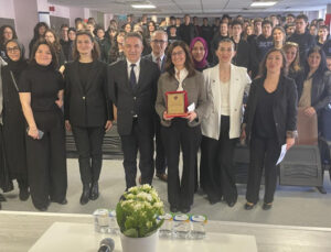 Doğan Cüceloğlu, ölümünün 5’inci yılında adını taşıyan lisede anıldı