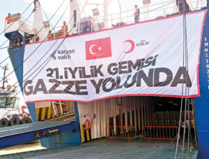 En büyük iyilik gemisi Gazze’ye uğurlandı