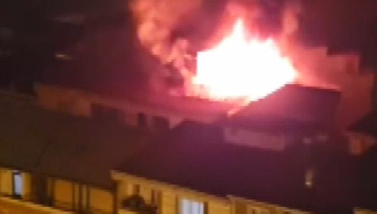 Esenyurt’ta 5 katlı binanın çatısı alev alev yandı