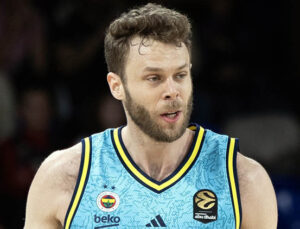 Fenerbahçe Beko’da sakatlık depremi! En az 1,5 ay forma giyemeyecek