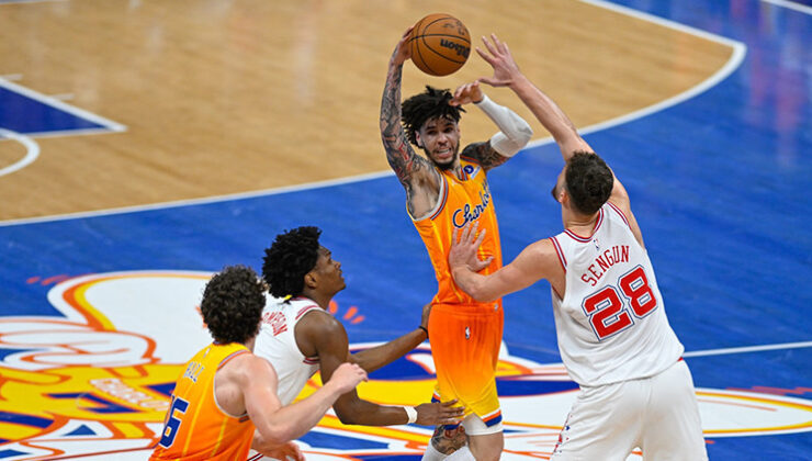 Houston Rockets Charlotte Hornets’a geçit vermedi!