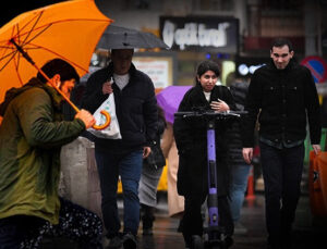 Kar, fırtına ve sağanak yağış geliyor: Meteoroloji il il uyararak saat verdi! İstanbul’a yeniden kar yağacak mı? Orhan Şen açıkladı