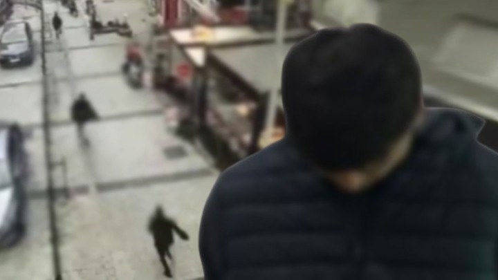 Kimlikteki isimle, eşinin dövmesindeki isim farklı olunca yakayı ele verdi! Yıllarca böyle kaçmış