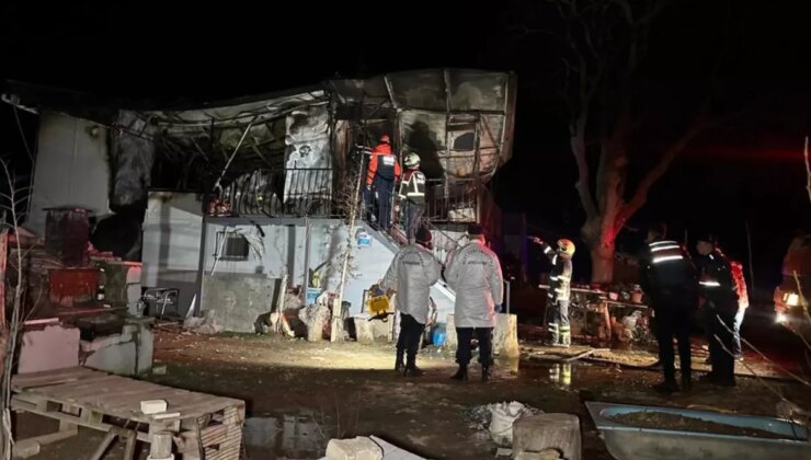 Köy evinde facia! İçeri giren jandarma cansız bedenleriyle karşılaştı