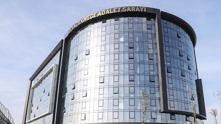 Küçükçekmece Adliyesi’nde hakime saldırmaya çalışan avukat gözaltına alındı