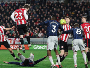 Lider Arsenal’e Brentford çelmesi!