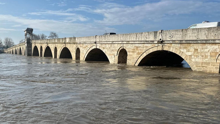 Meriç, Tunca ve Arda nehirlerinin debisi arttı! Meriç Nehri için ‘turuncu’ alarm verildi