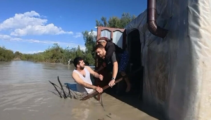 Muğla’da su basan barakada mahsur kalan 90 yaşındaki kadını AFAD kurtardı