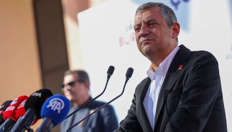 Özgür Özel’den, AKP’li Hatipoğlu’na ‘saat’ göndermesi: Kolunda bin emekli maaşı var, 28 bin liraya ‘hayır’ diyor!