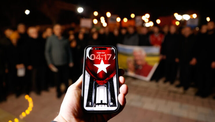 Saatler 04.17’de durdu! 6 Şubat depremlerinin üzerinden 3 yıl geçti… Birçok ilden anma töreni düzenlendi