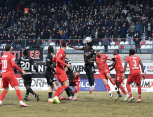 Vanspor, Çorum FK’yı 3 golle geçti!