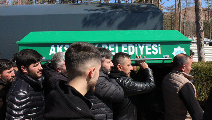 Akranı tarafından ‘kız meselesi’ yüzünden öldürüldü: 16 yaşındaki Mustafa toprağa verildi