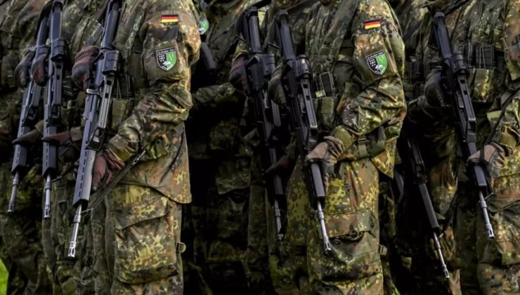 Almanya savaşa mı katılıyor? Savunma Bakanı alınan kararı duyurdu