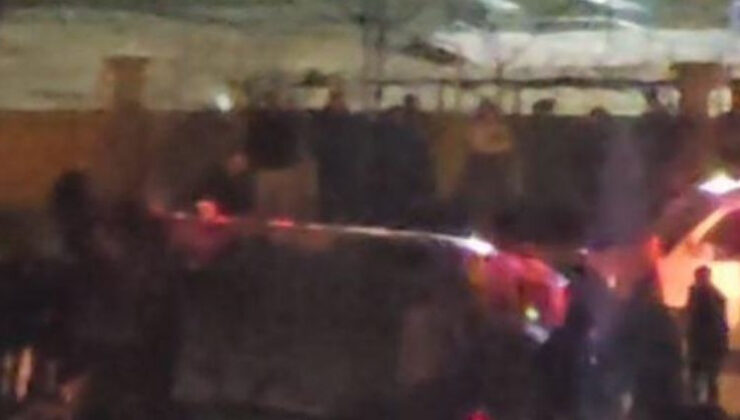 Feci kaza…. Otomobille çarpışan minibüs devrildi: 2 ölü, 12 yaralı