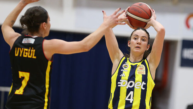 Fenerbahçe’den tarihi galibiyet! 71 sayı fark