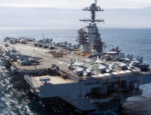 Gerald Ford uçak gemisinde yangın çıktı