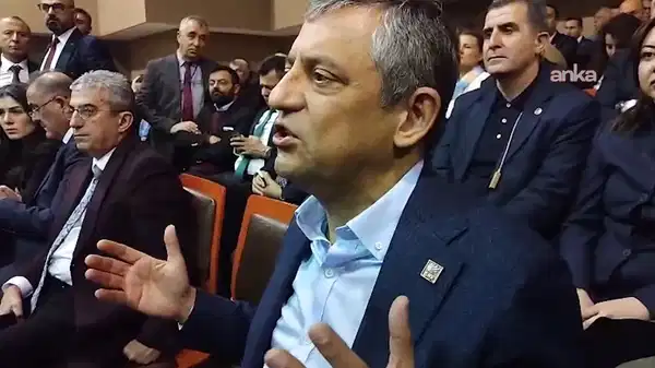 İBB Davası başladı… Özgür Özel ilk duruşmada neler yaşandığını anlattı: ‘Salonu germeye çalışan bir hakim var!’