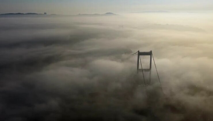 İstanbul’da sis etkili oldu: Fatih Sultan Mehmet Köprüsü görünmez oldu