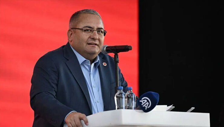 Özarslan’ın CHP’den istifa etmesinin ardından ilk toplantı: Özgür Özel’e yönelik sözleri gerginlik yarattı