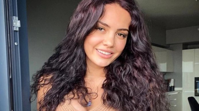 Sanal medya ünlüsü Ece Ronay hakkında soruşturma başlatıldı